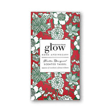 Cargar imagen en el visor de la galería, Winter Bouquet Scented Tassel