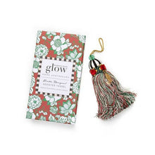 Cargar imagen en el visor de la galería, Winter Bouquet Scented Tassel