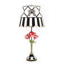 Cargar imagen en el visor de la galería, Flower Show Table Lamp
