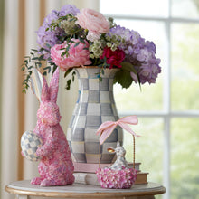 Cargar imagen en el visor de la galería, Sterling Check Tall Vase