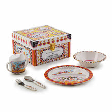 Cargar imagen en el visor de la galería, On the Farm Toddlers Dinnerware Set