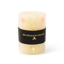 Cargar imagen en el visor de la galería, Pink Hearts 4&quot; Pillar Candle