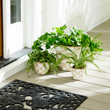 Cargar imagen en el visor de la galería, Mocha Check Small Garden Pot