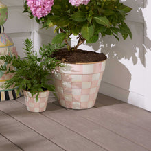 Cargar imagen en el visor de la galería, Rosy Check Extra Large Garden Pot