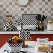 Cargar imagen en el visor de la galería, Courtly Check Everyday Large Oval Baker