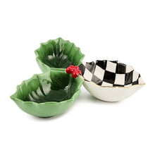 Cargar imagen en el visor de la galería, Holly Leaf Ceramic Candy Dish