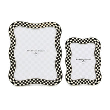 Cargar imagen en el visor de la galería, Wavy Check Silver Plated 8&quot; x 10&quot; Frame