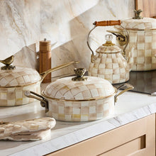 Cargar imagen en el visor de la galería, Mocha Check 3 Qt. Casserole