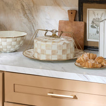 Cargar imagen en el visor de la galería, Mocha Check Cake Carrier