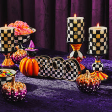 Cargar imagen en el visor de la galería, Check 4&quot; Black Pillar Candle