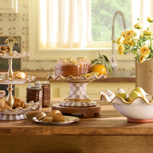Cargar imagen en el visor de la galería, Mocha Check Ceramic Fluted Cake Stand
