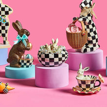 Cargar imagen en el visor de la galería, Courtly Peekaboo Egg