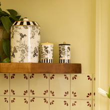 Cargar imagen en el visor de la galería, Bee Toile Salt &amp; Pepper Set