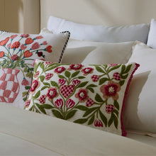 Cargar imagen en el visor de la galería, Check Hearts Lumbar Throw Pillow