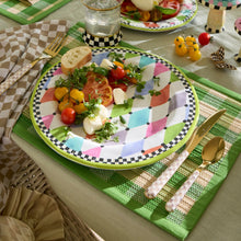 Cargar imagen en el visor de la galería, Green Woven Check Straw Placemats, Set of 4