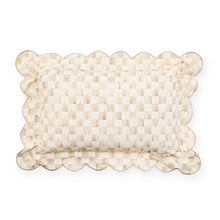 Cargar imagen en el visor de la galería, Mocha Check Reversible Scalloped Lumbar Throw Pillow