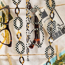 Cargar imagen en el visor de la galería, Courtly Check Eyeglasses Chain
