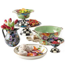 Cargar imagen en el visor de la galería, Flower Market Pedestal Platter - Black