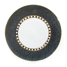 Cargar imagen en el visor de la galería, SoHo Salad Plate - Midnight