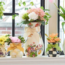 Cargar imagen en el visor de la galería, Flower Market Vase - Tall