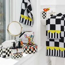 Cargar imagen en el visor de la galería, Courtly Check Enamel Standard Tissue Box Cover