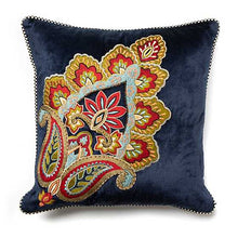 Cargar imagen en el visor de la galería, Navy Pistache Pillow