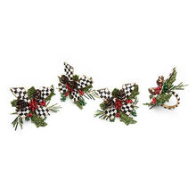 Cargar imagen en el visor de la galería, Holly Holiday Napkin Rings - Set Of 4