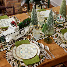 Cargar imagen en el visor de la galería, Farmhouse Bottle Brush Tree - Small